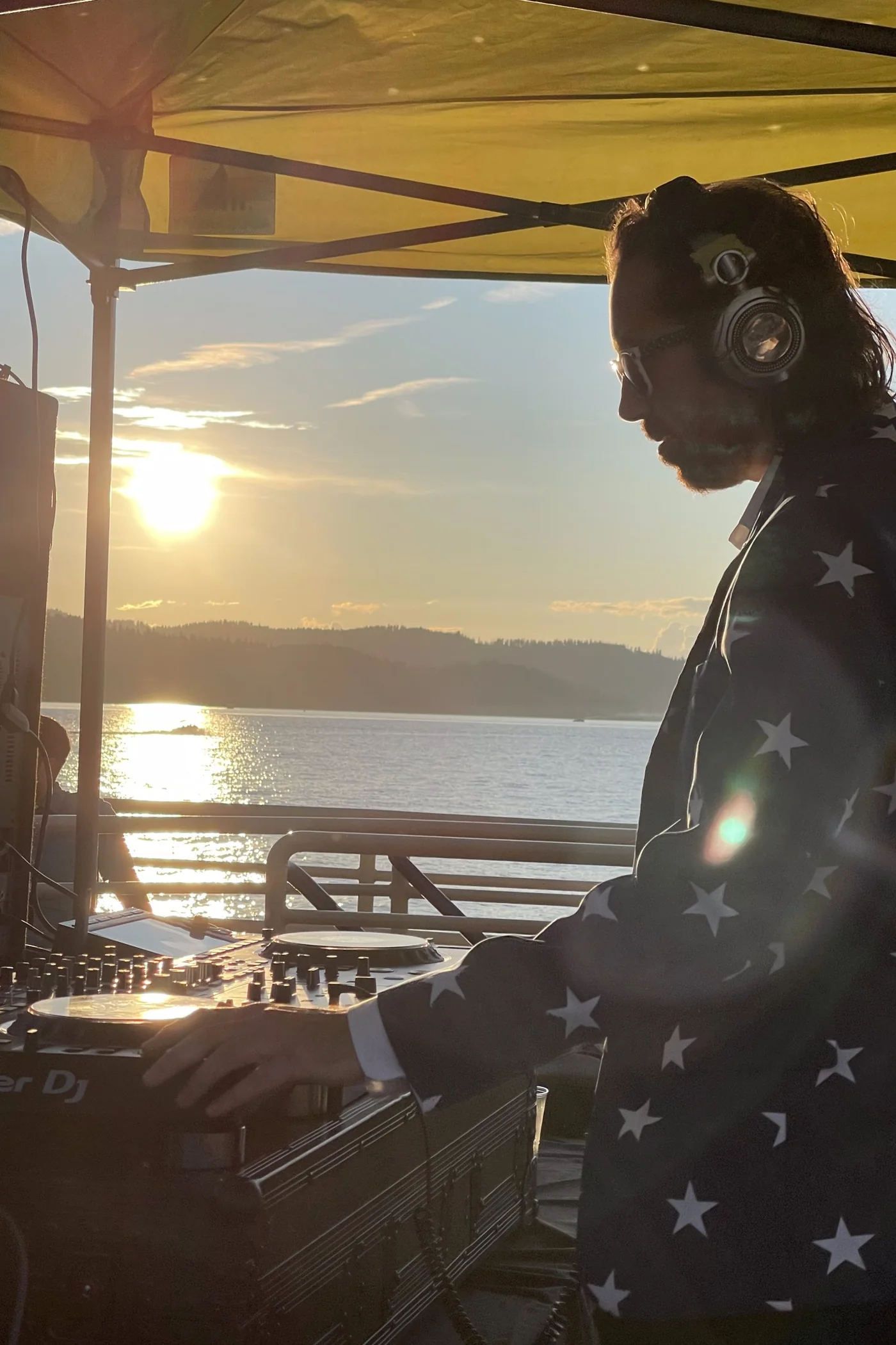 DJ Daymaker performing live